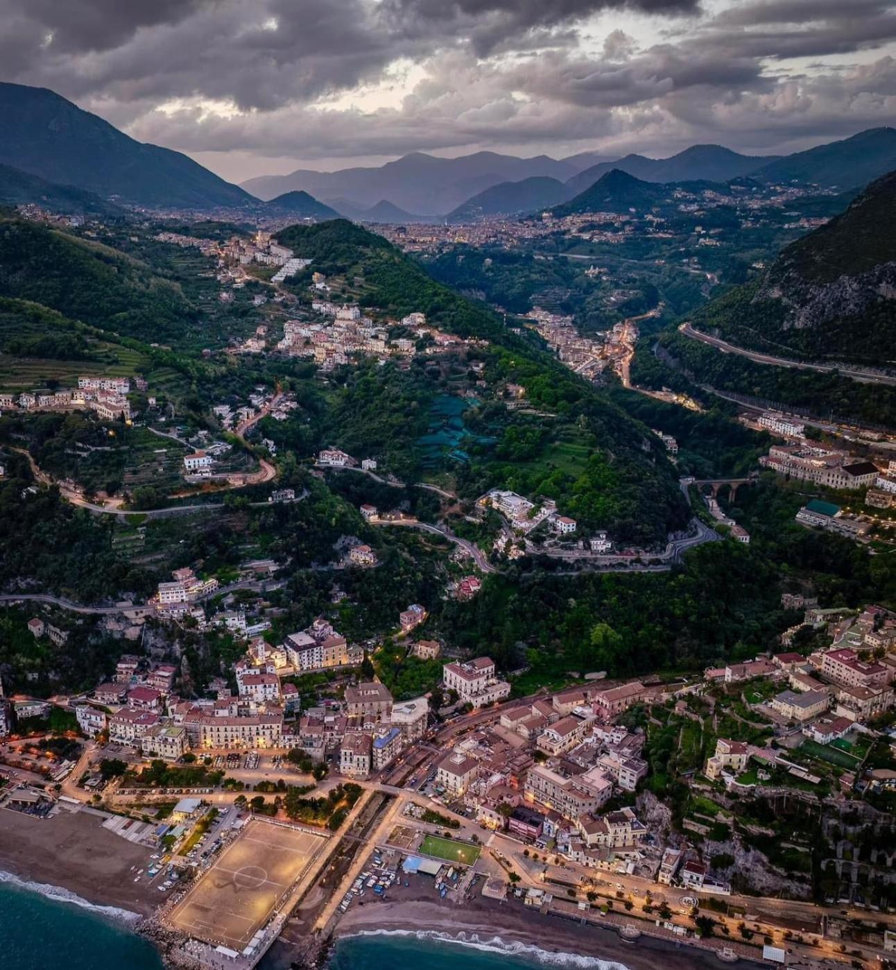 Vietri In Centro - Costa D'Amalfi Apartment ภายนอก รูปภาพ